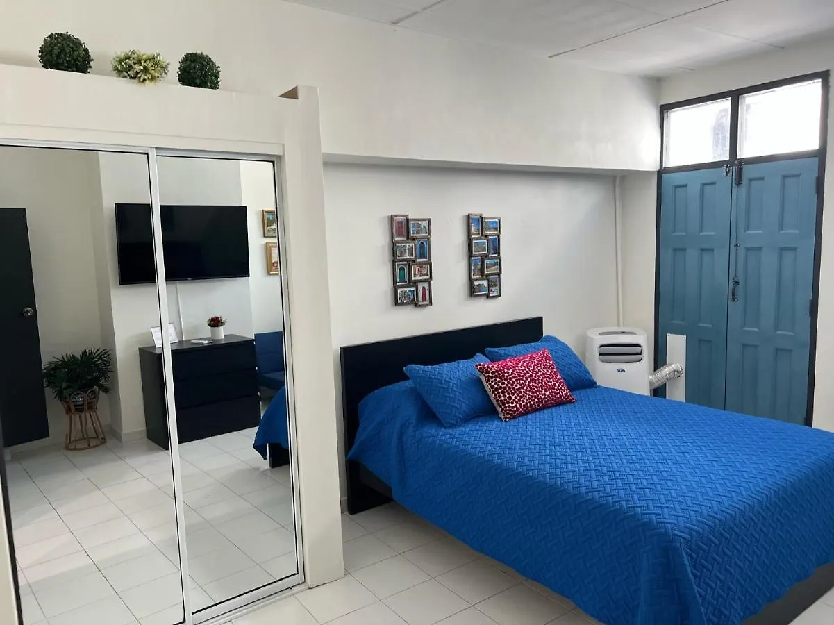 310Guest-House La Vida Daire San Juan